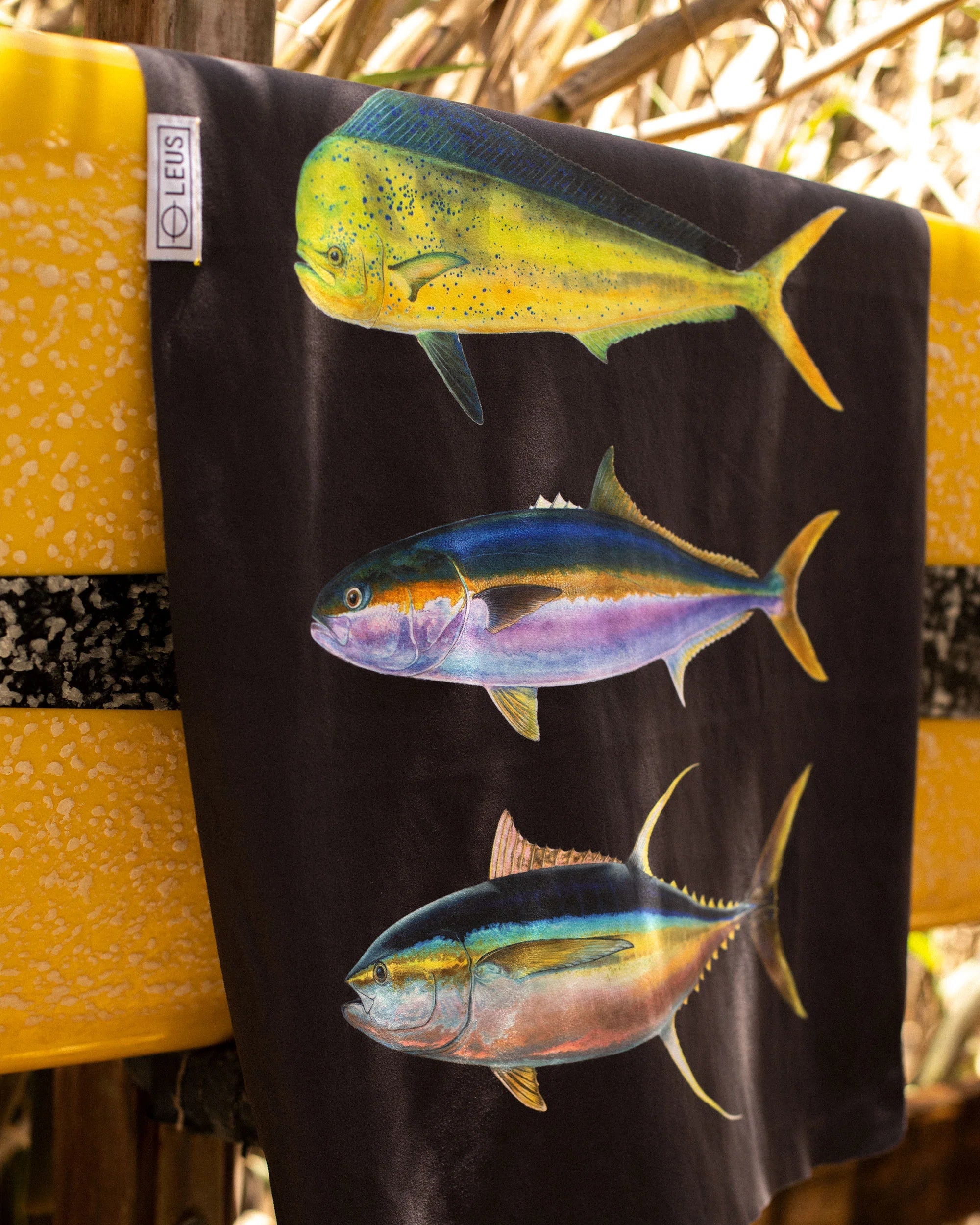 LEUS Fish stack outdoor eco towel